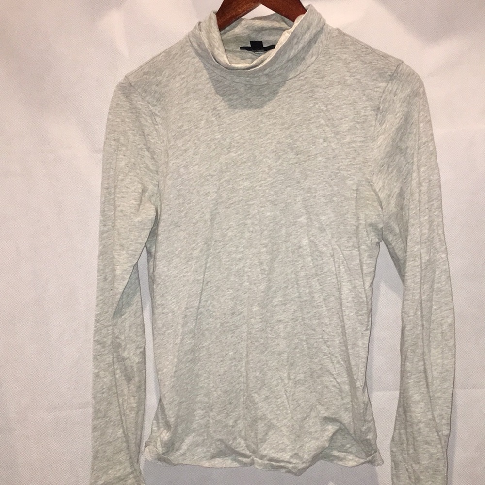 J Crew Lightweight Cotton Turtle Neck Top | Size M